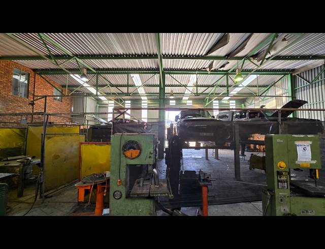 500M² WAREHOUSE TO LET IN SEBENZA